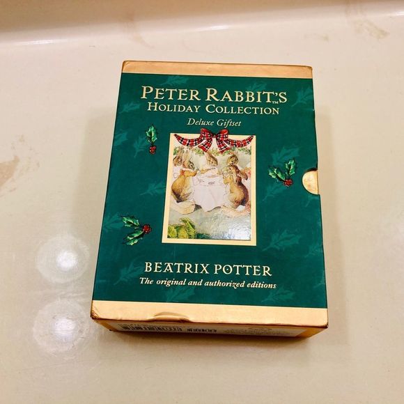 Peter Rabbit Holiday Collection Deluxe Set - Picture 2 of 6